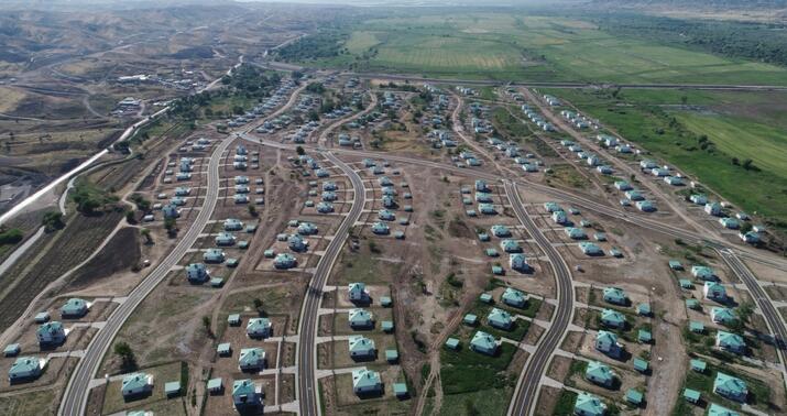 Tarixi hadisəyə şahidlik edirik -