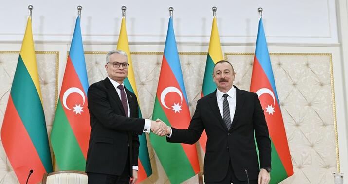 Litva Prezidenti İlham Əliyevi ölkəsinə dəvət etdi
