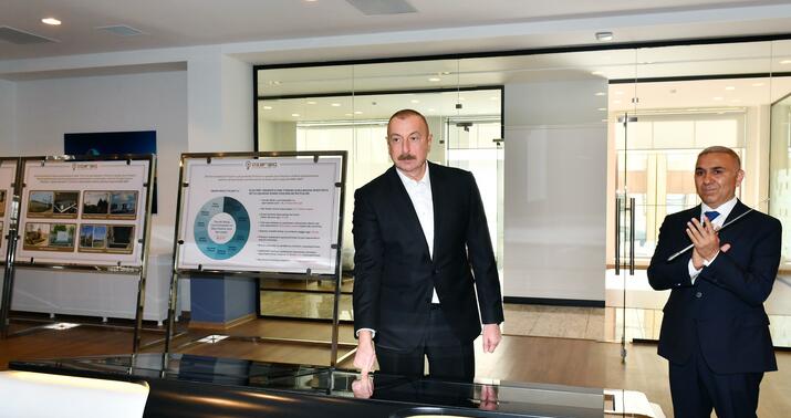 Prezident yeni elektrik yarımstansiyasının açılışında -