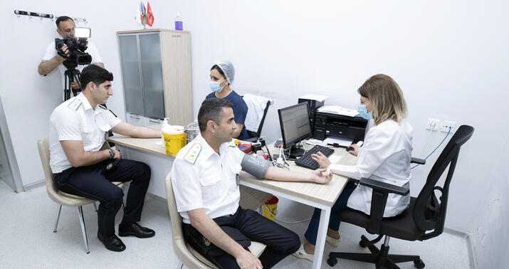 Gömrükçülər qanvermə aksiyasında iştirak etdilər -