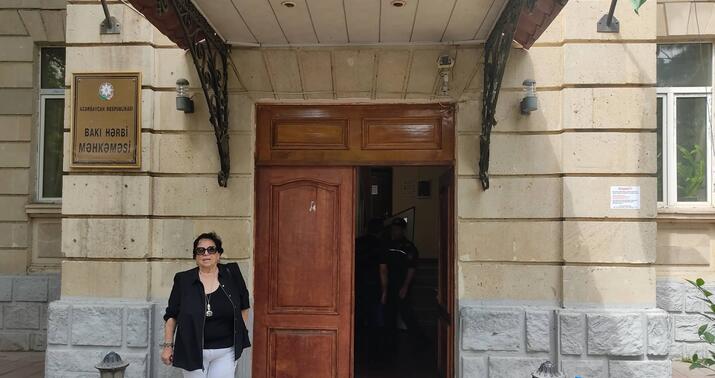 Jurnalistlər generalın işinə buraxılmadı, hüquq müdafiəçisi isə... –