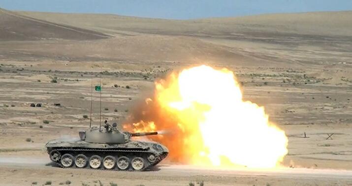 Ordumuzun tank bölmələrinin hazırlığı davam edir -