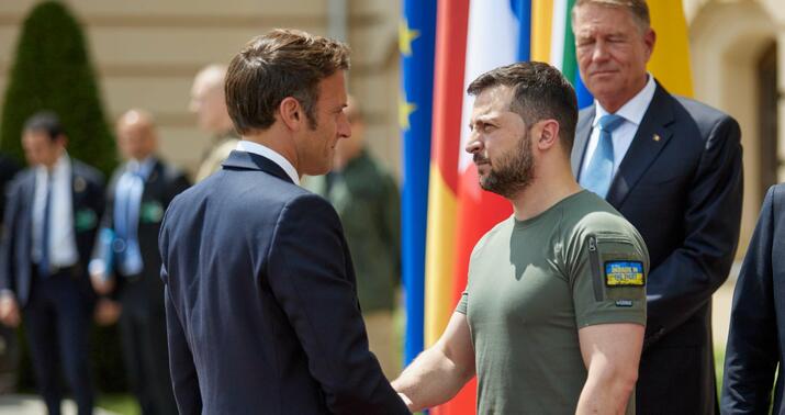 “Zelenski ilə əlaqələrim Putinə görə pisləşməyib” -