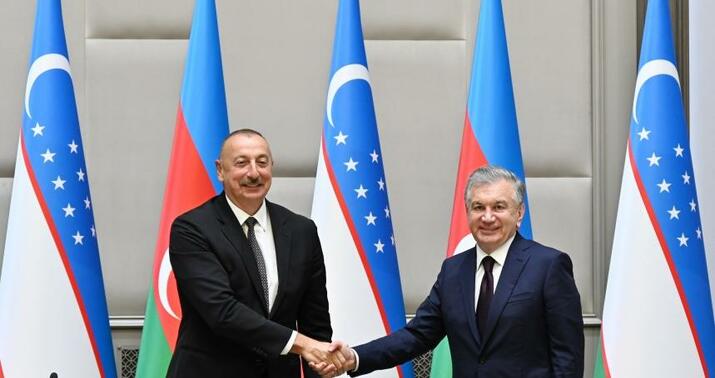 Azərbaycan və Özbəkistan prezidentləri mətbuata bəyanatlarla çıxış etdilər