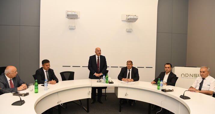 ADNSU-da çalışan müharibə veteranları ilə görüş keçirildi -