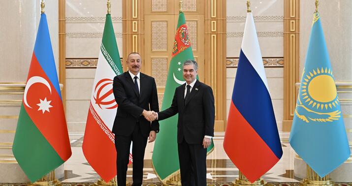 İlham Əliyev Berdiməhəmmədovla görüşdü -