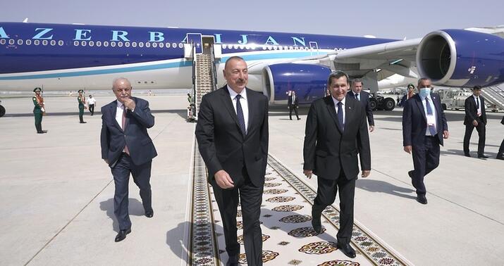 İlham Əliyev Türkmənistanda səfərdədir