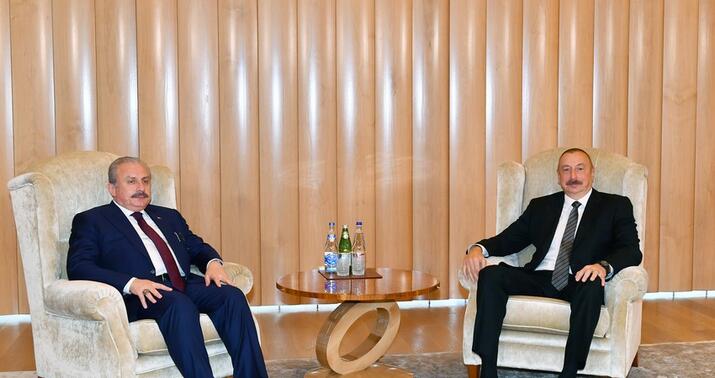 İlham Əliyev Mustafa Şentopu qəbul etdi -