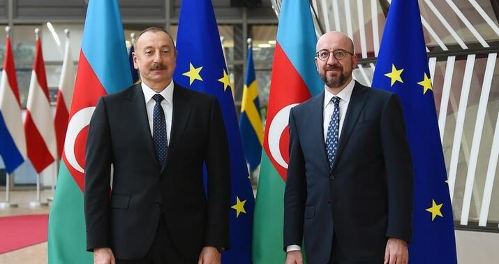 Şarl Mişel İlham Əliyevə zəng etdi