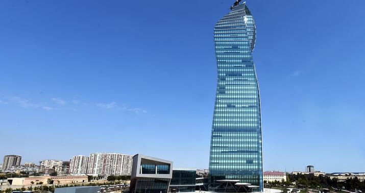 SOCAR 200 milyon dollar borclanır