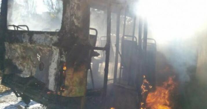 Bakıda avtobus yandı