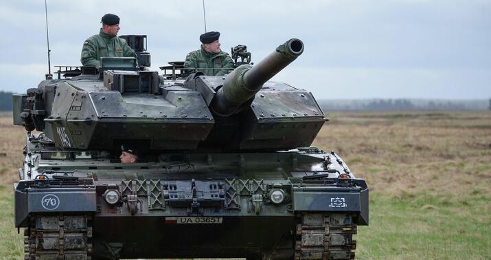Polşa tankları Ukraynaya çatdı