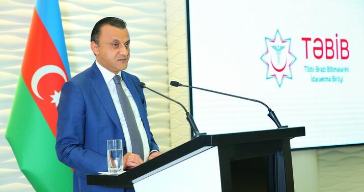 Prezidentin təltif etdiyi tibb işçilərinə fəxri adlar verildi