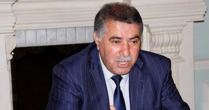 "Azərbaycan dilini öyrənməyə kitab yoxdur..." -