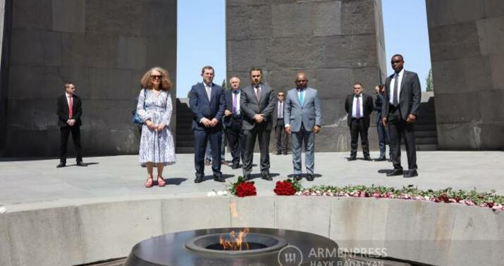 İrəvanda erməniləri sevindirdi, qayıdarkən məyus etdi -