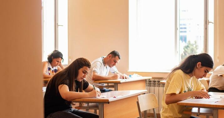 Uşaq musiqi məktəblərinə müəllimlərin işə qəbulu üzrə test imtahanı başa çatdı