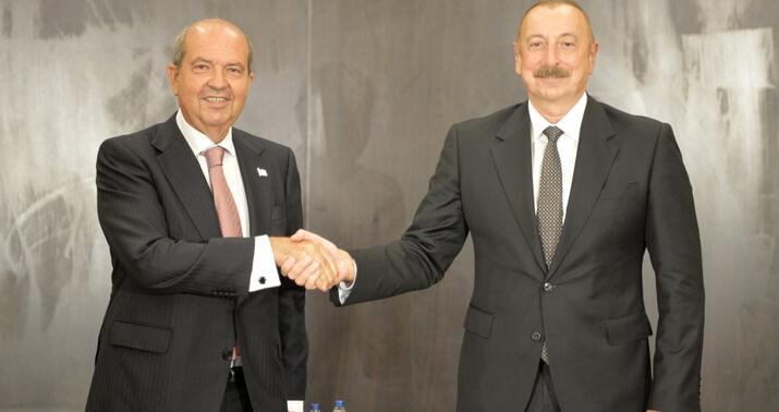 İlham Əliyev Konyada Ersin Tatarla görüşdü -