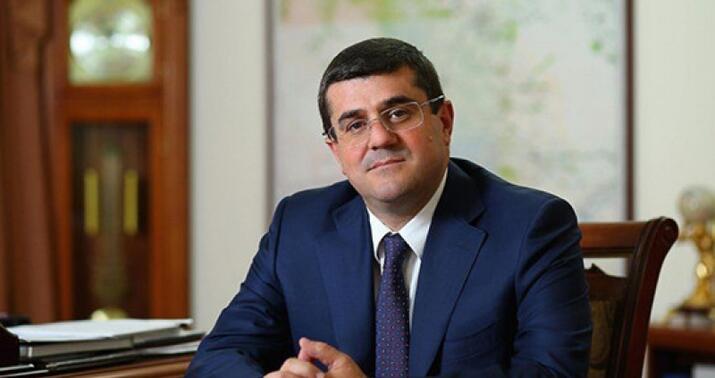 Arutyunyan Göyçə gölünün sahilində malikanə tikdirir -
