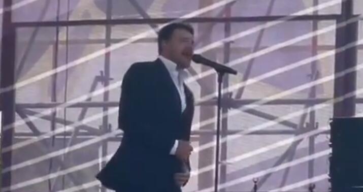Emin Ağalarov Kəlbəcərdə konsert verdi -