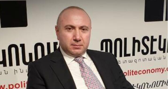 Andranik Tevanyan: "Ermənistanı futbol topu kimi təpikləyirlər"