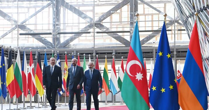 Əliyevlə Paşinyanın görüşü ilə bağlı -