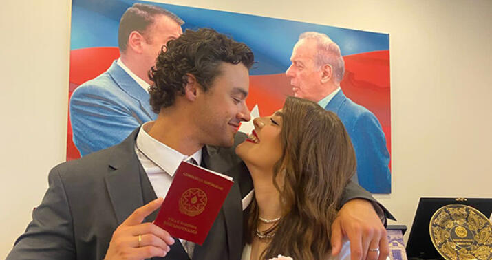 "Elçilik onlayn oldu, üzüyü poçtla göndərdi" -