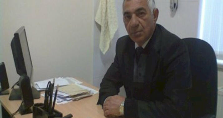Rüşvətdə ittiham olunan həkim azadlıqda –