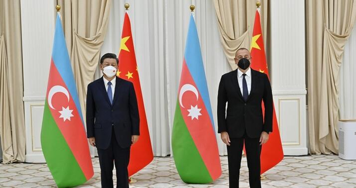İlham Əliyev Səmərqənddə Çin lideri ilə görüşdü