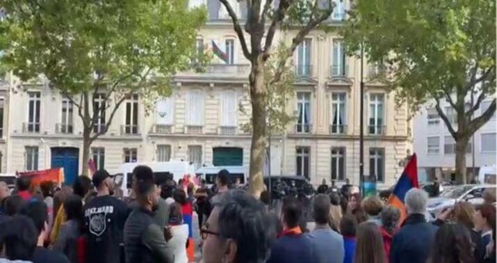 “Erməni yazmışdı ki, şükür edin, səfirliyinizi yandırmağa qoymadılar” -