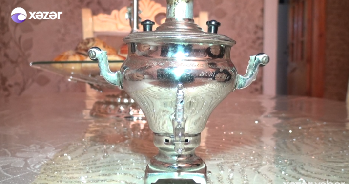 Qazimiz Şuşada tapdığı samovarın sahibini axtarır -