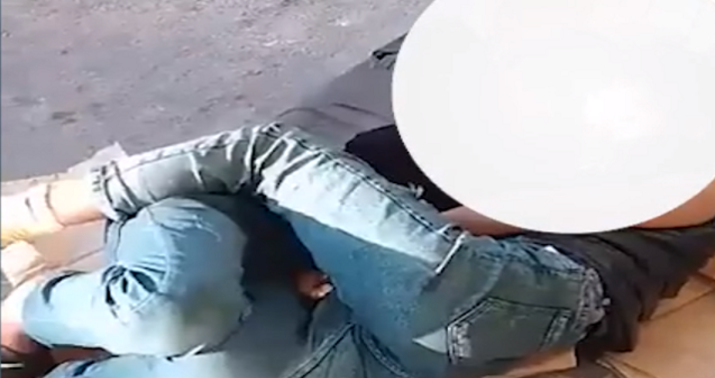 Müğənni küçədə gecələyən iki uşaqdan şok paylaşım etdi -