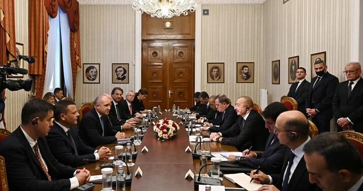 Azərbaycan və Bolqarıstan prezidentlərinin geniş tərkibdə görüşü oldu -