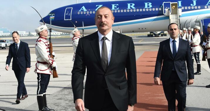 Prezident Bolqarıstana getdi -