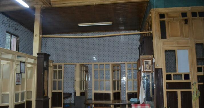 Tarixi hamam satılır –