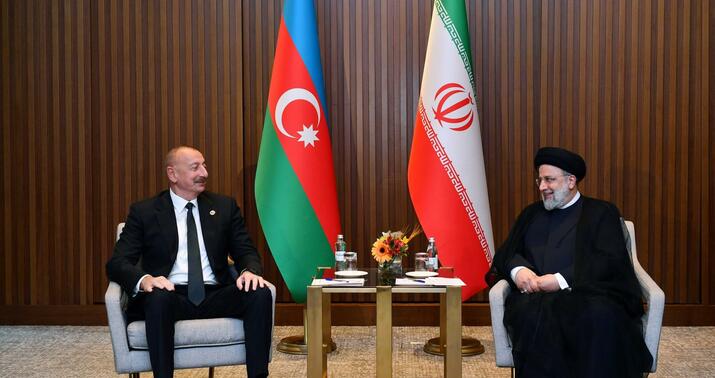 Azərbaycan və İran prezidentləri görüşdü -
