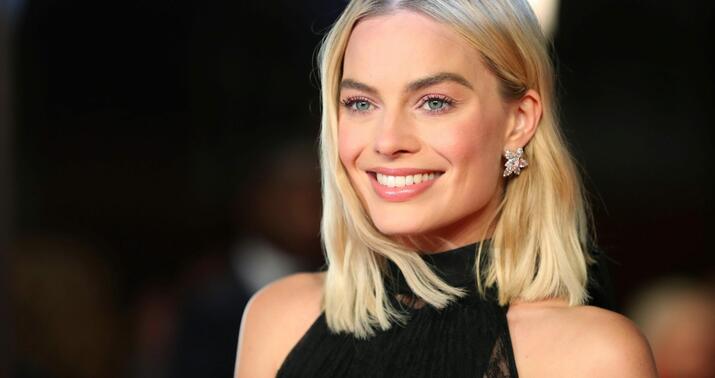 Çılpaq səhnəyə çəkilən aktrisadan etiraf: