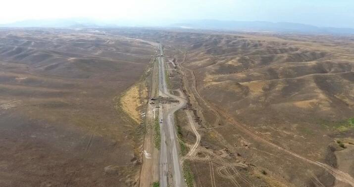 Dövlət başçısı yeni yolun açılışında iştirak etdi