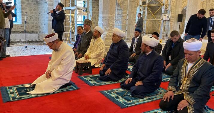 TDT-nin dini liderləri Yuxarı Gövhər Ağa məscidində namaz qıldı