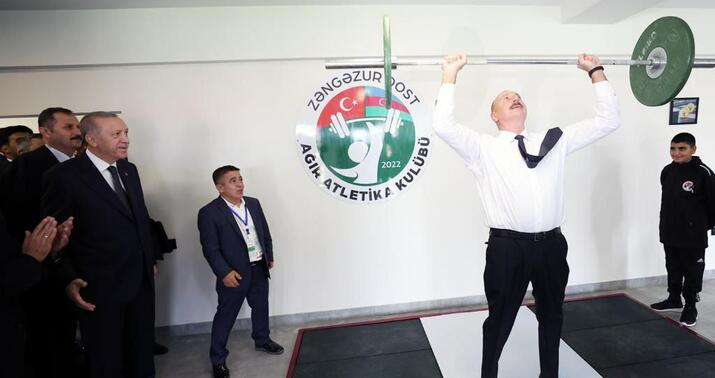 İlham Əliyevin bu fotoları maraqla qarşılandı: