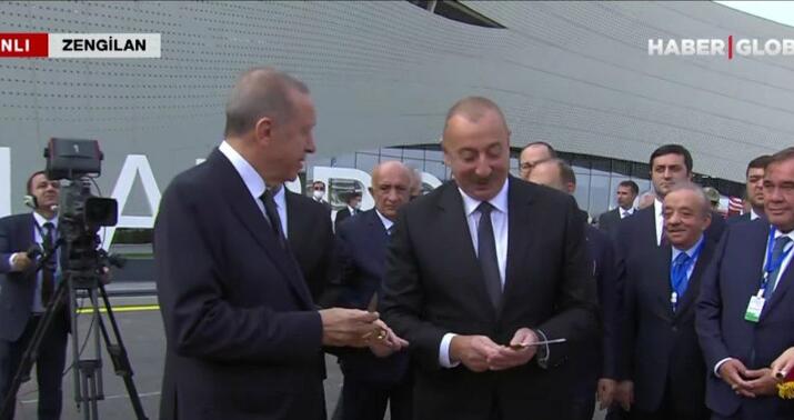 Prezidentlər arasında maraqlı dialoq: İlham qardaşım, bu qızıldırmı? -