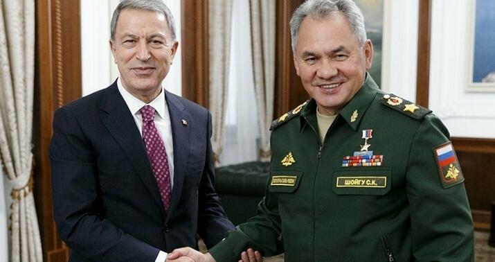 Akar və Şoyqu Ukraynadakı vəziyyəti müzakirə etdilər