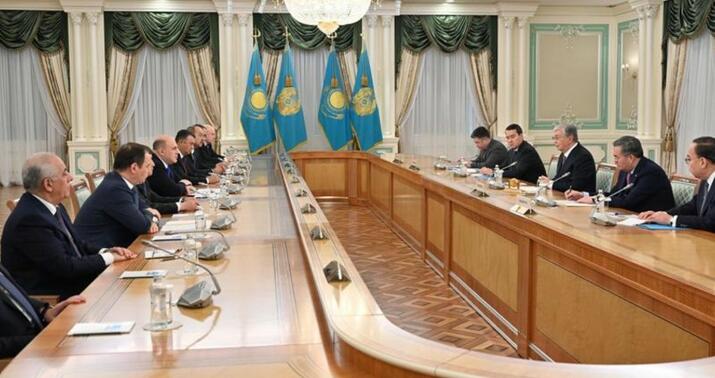 Əli Əsədov Tokayevlə görüşdü -