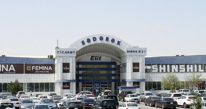 “Sədərək” ticarət mərkəzində yanğın oldu