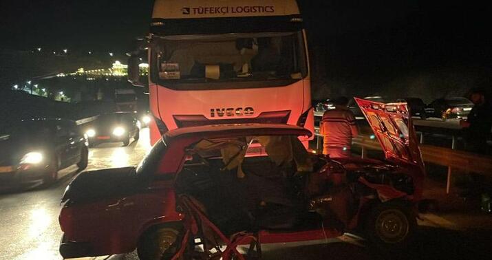 Şəmkirdə avtomobillər toqquşdu: Yaralılar var