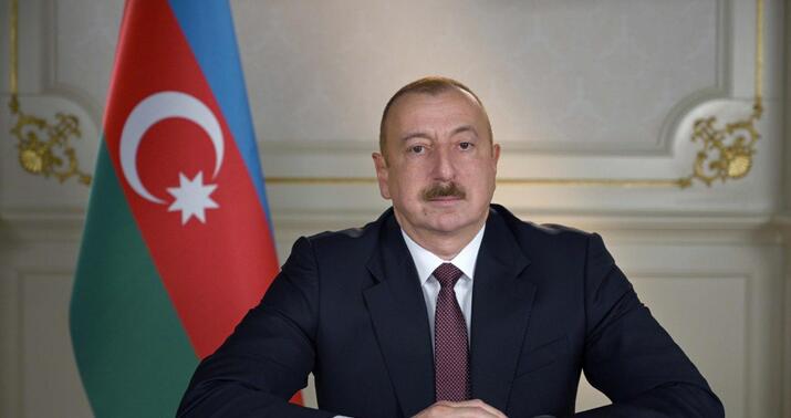 Prezident latviyalı həmkarını təbrik etdi