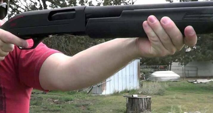 Mingəçevir sakini qonşusunu güllələdi