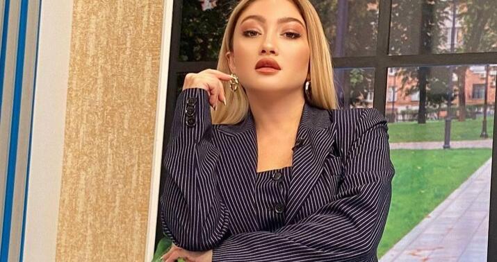 Zümrüd Bədəlova özündən çıxdı: