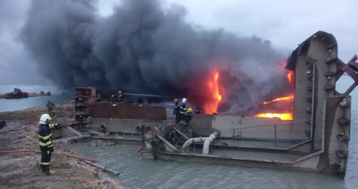 Xəzərdə baş verən yanğın söndürüldü -