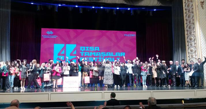 “4.4 Qısa tamaşalar” festivalı başa çatdı –