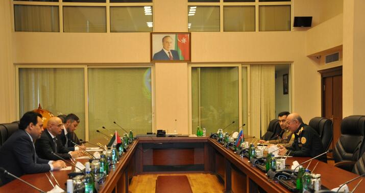 Kəmaləddin Heydərov BƏƏ-nin Azərbaycandakı səfiri ilə görüşdü